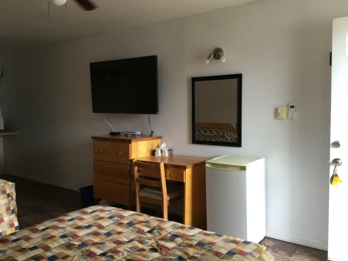 Fort Road Motel Perth-Andover Bagian luar foto
