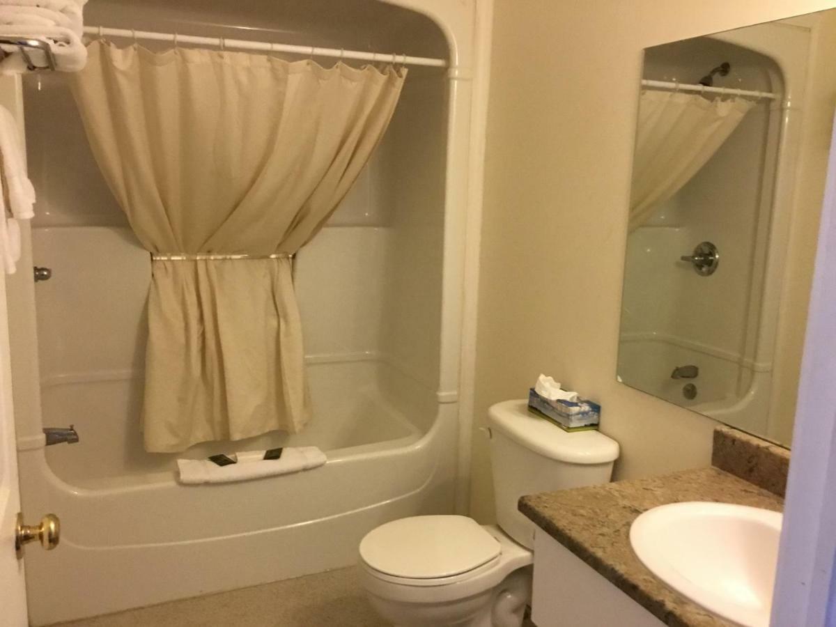 Fort Road Motel Perth-Andover Bagian luar foto